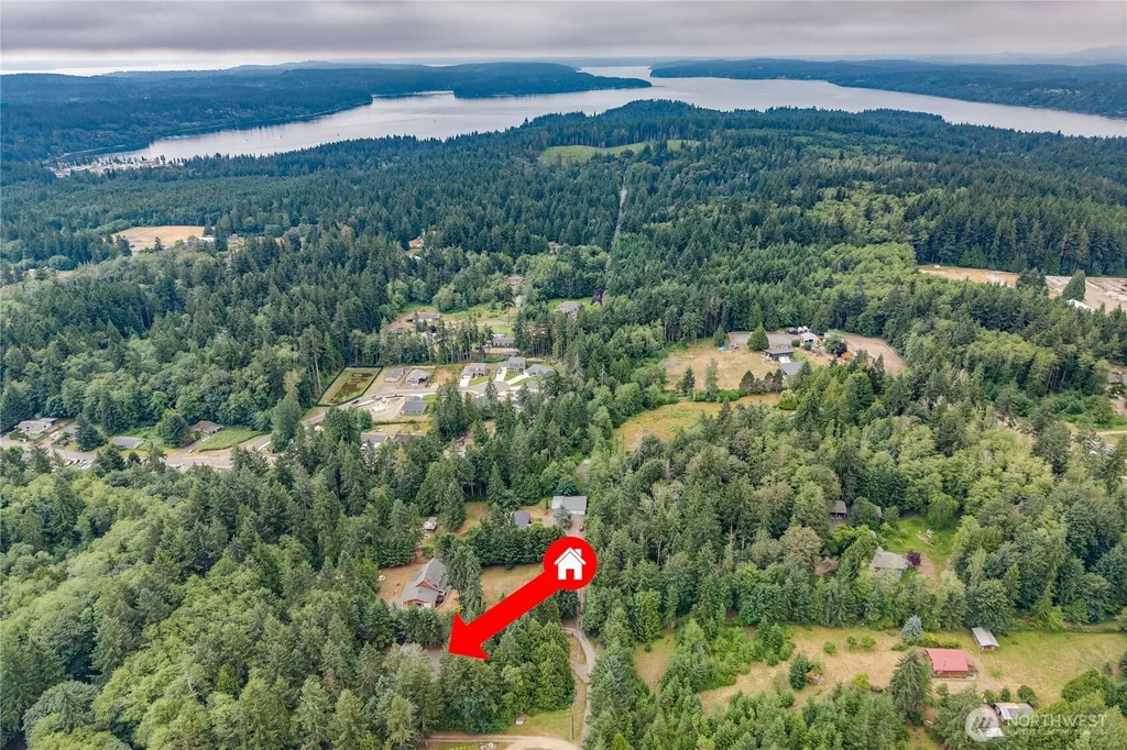 18142 NE Diamond Drive Poulsbo WA 98370