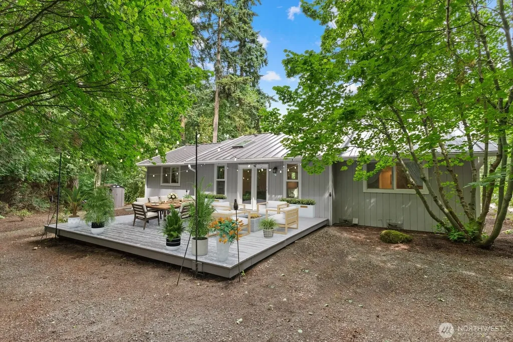 875 Milan Lane Camano Island WA 98282