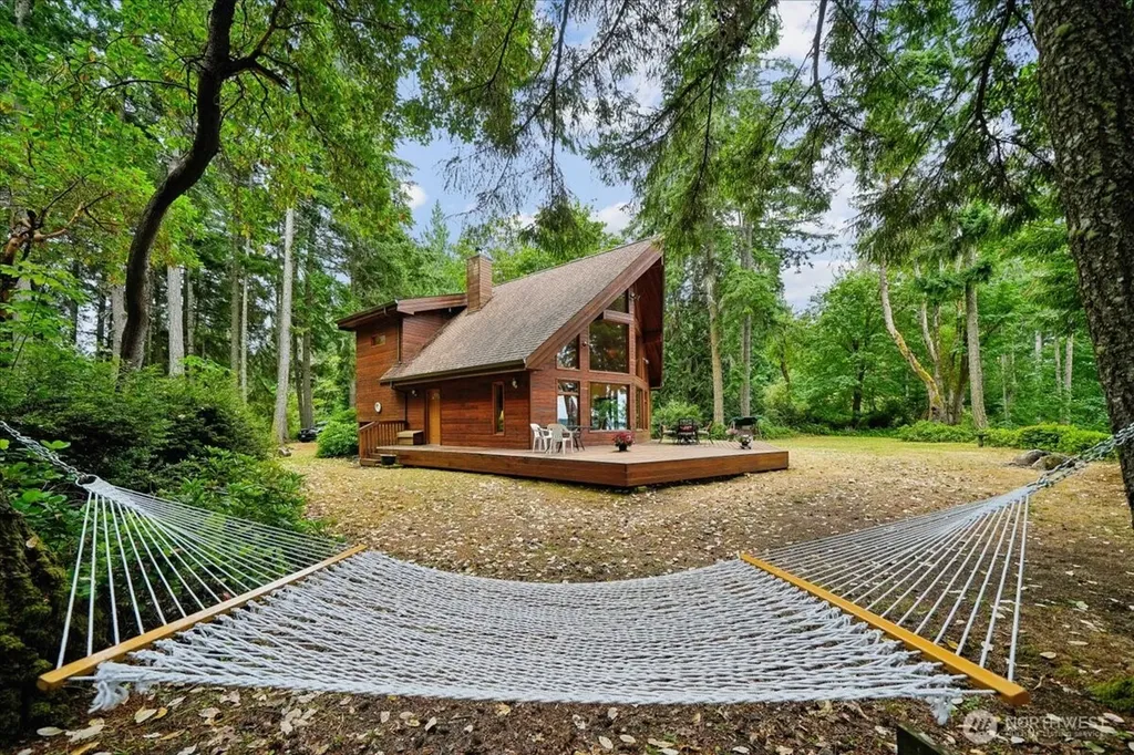14025 96th Street Court Anderson Island WA 98303