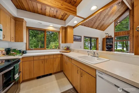 14025 96th Street Court Anderson Island WA 98303