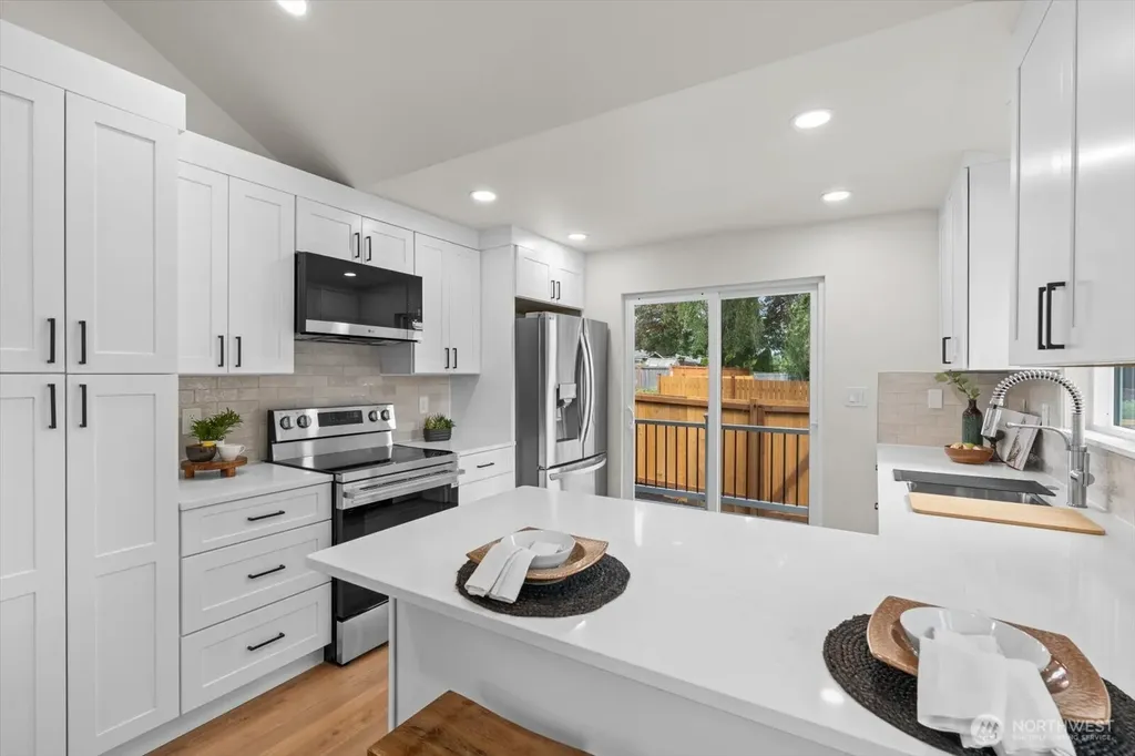 1710 SW 106 Street Seattle WA 98146