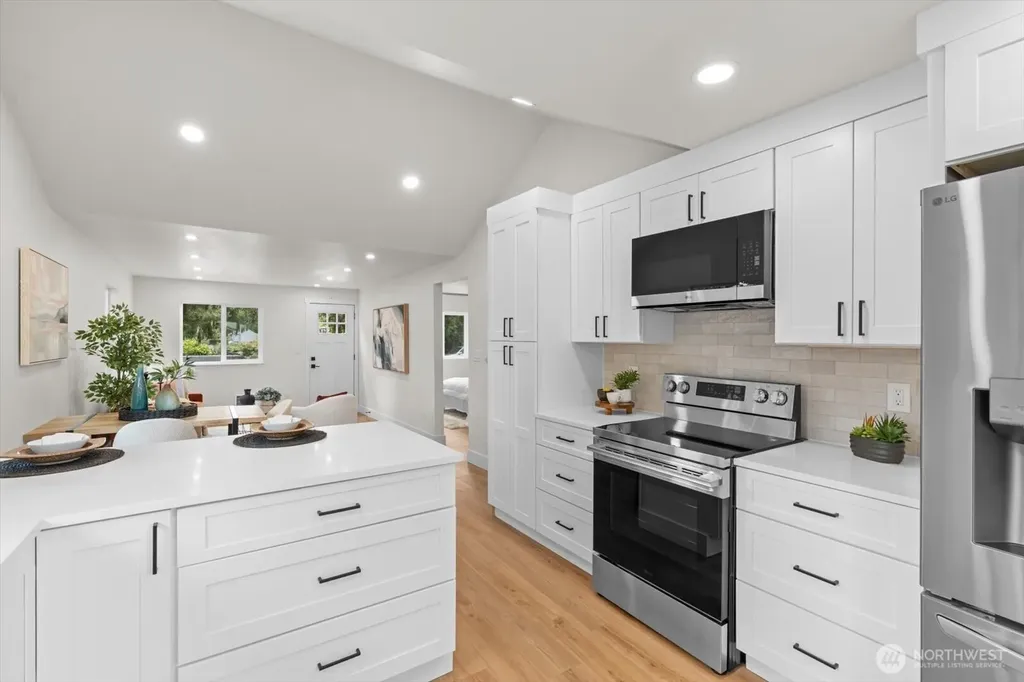 1710 SW 106 Street Seattle WA 98146