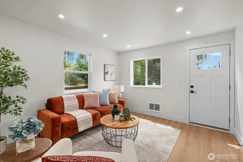 1710 SW 106 Street Seattle WA 98146