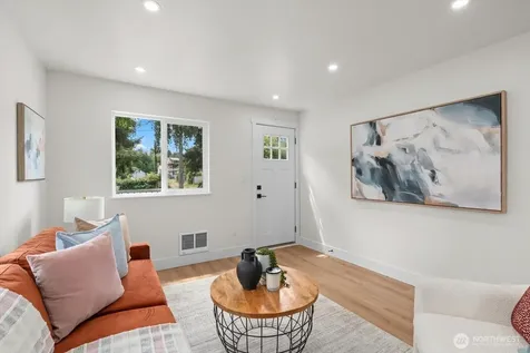 1710 SW 106 Street Seattle WA 98146
