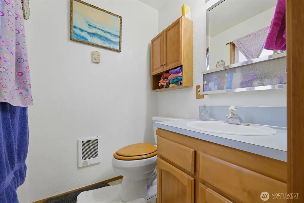 130 E Rainbow Drive Shelton WA 98584