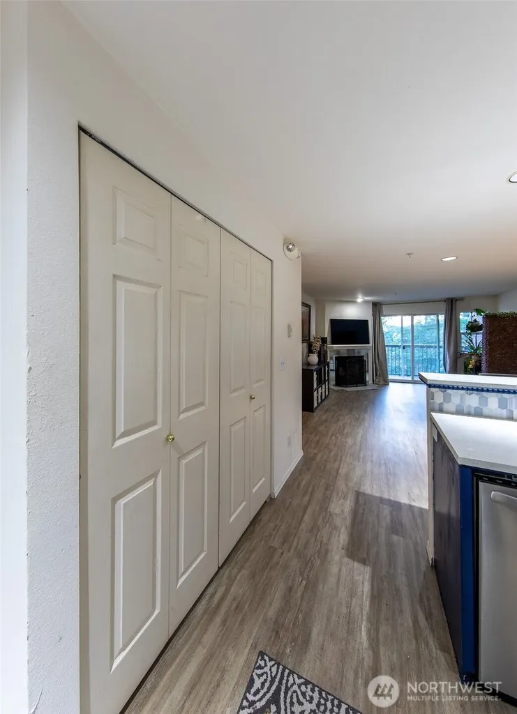 15917 Waynita Way NE Bothell WA 98011