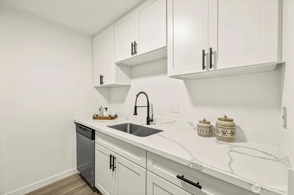 2929 76th Avenue SE Mercer Island WA 98040