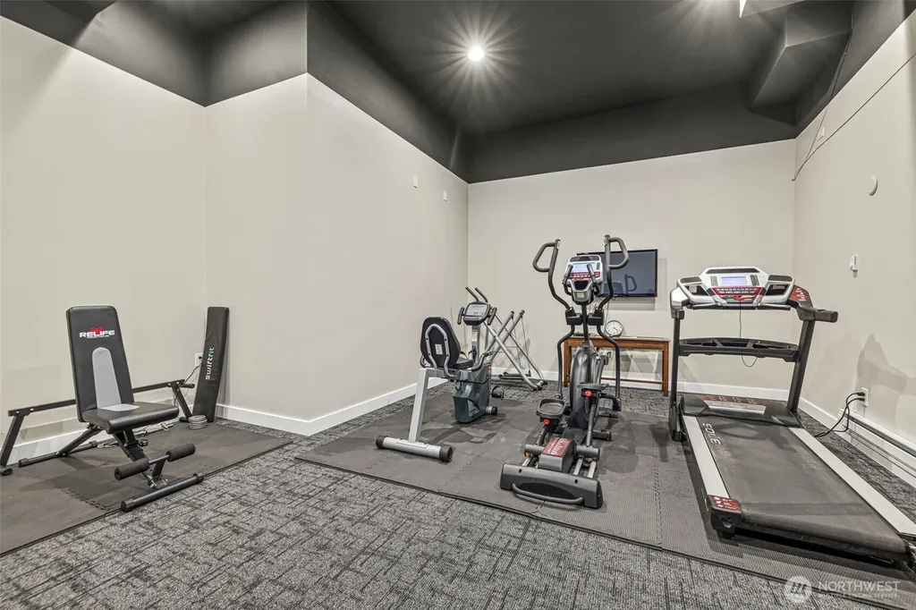 2929 76th Avenue SE Mercer Island WA 98040