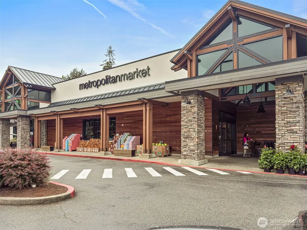 2929 76th Avenue SE Mercer Island WA 98040