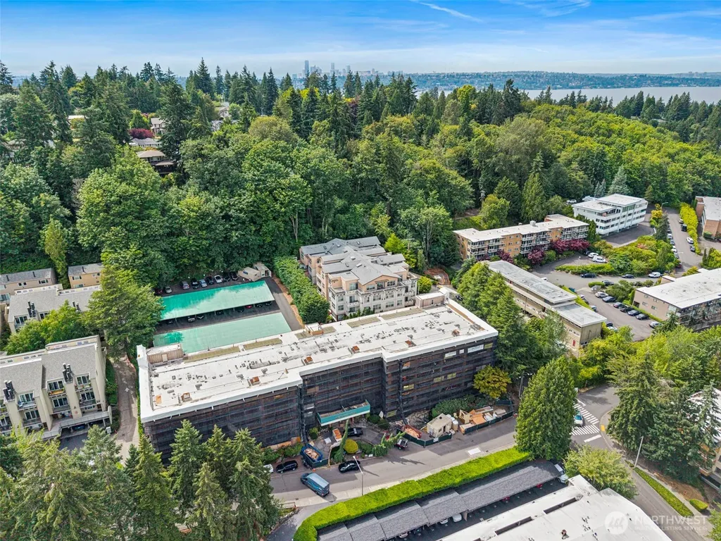 2929 76th Avenue SE Mercer Island WA 98040