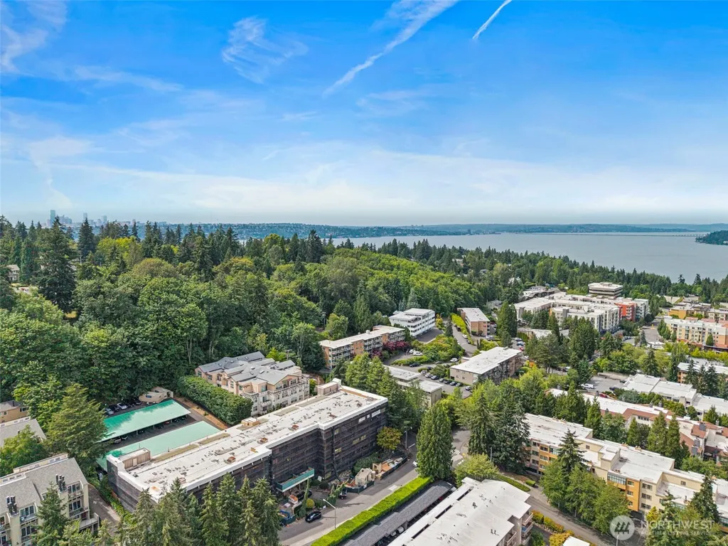 2929 76th Avenue SE Mercer Island WA 98040