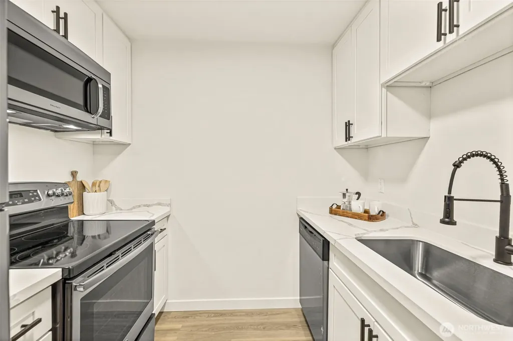 2929 76th Avenue SE Mercer Island WA 98040