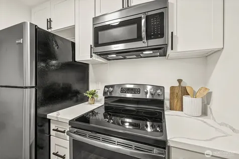 2929 76th Avenue SE Mercer Island WA 98040