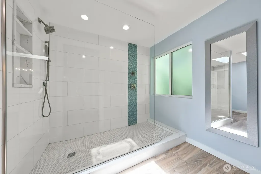 4830 88th Place SE Mercer Island WA 98040