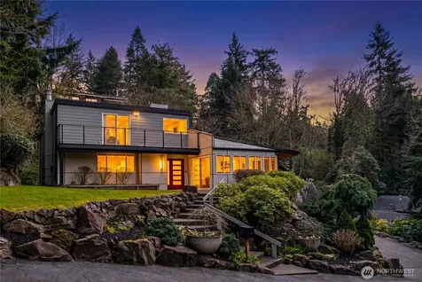 4830 88th Place SE Mercer Island WA 98040