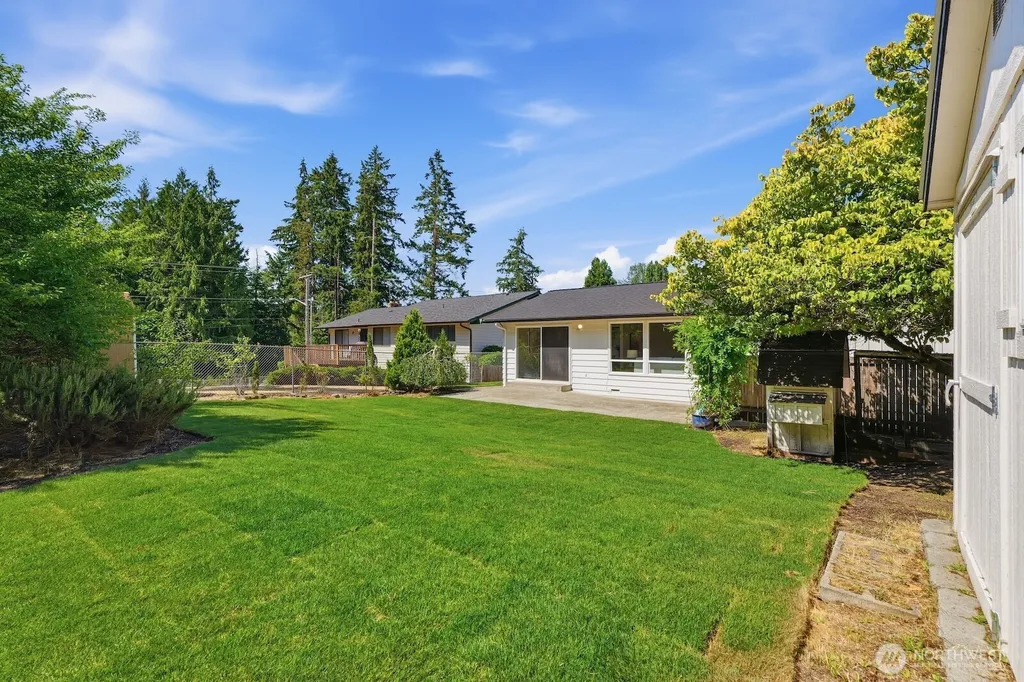 1438 159th Avenue SE Bellevue WA 98008