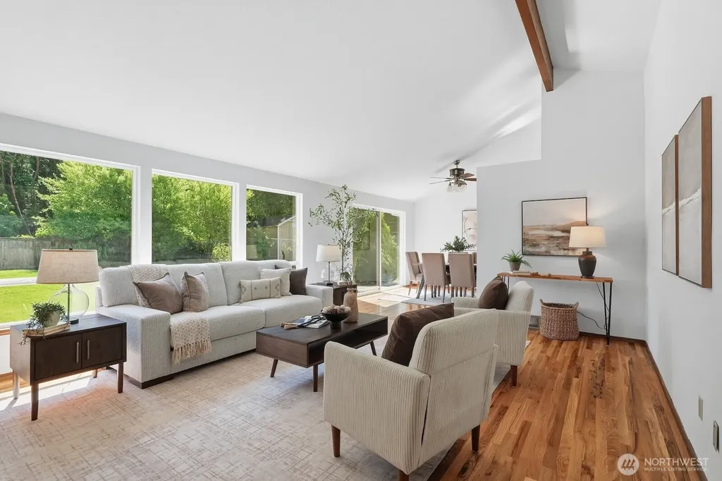 1438 159th Avenue SE Bellevue WA 98008