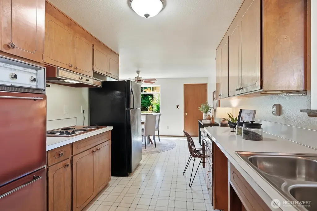 1438 159th Avenue SE Bellevue WA 98008