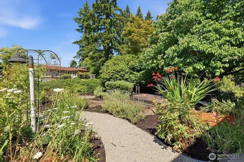 1438 159th Avenue SE Bellevue WA 98008