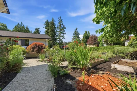 1438 159th Avenue SE Bellevue WA 98008