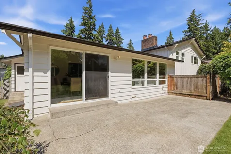 1438 159th Avenue SE Bellevue WA 98008