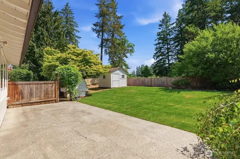 1438 159th Avenue SE Bellevue WA 98008