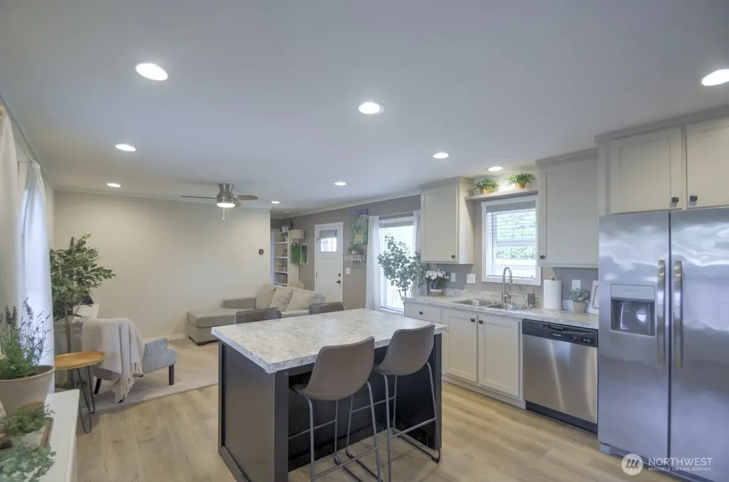 4830 Pacific Avenue SE Lacey WA 98503