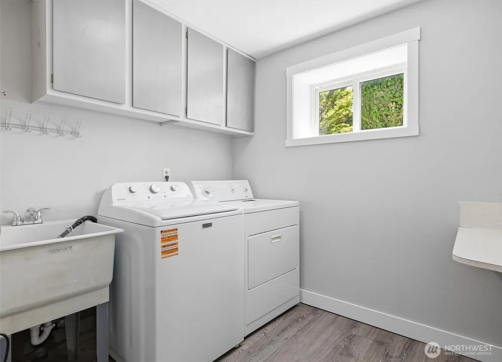 4802 111th Avenue NE Kirkland WA 98033