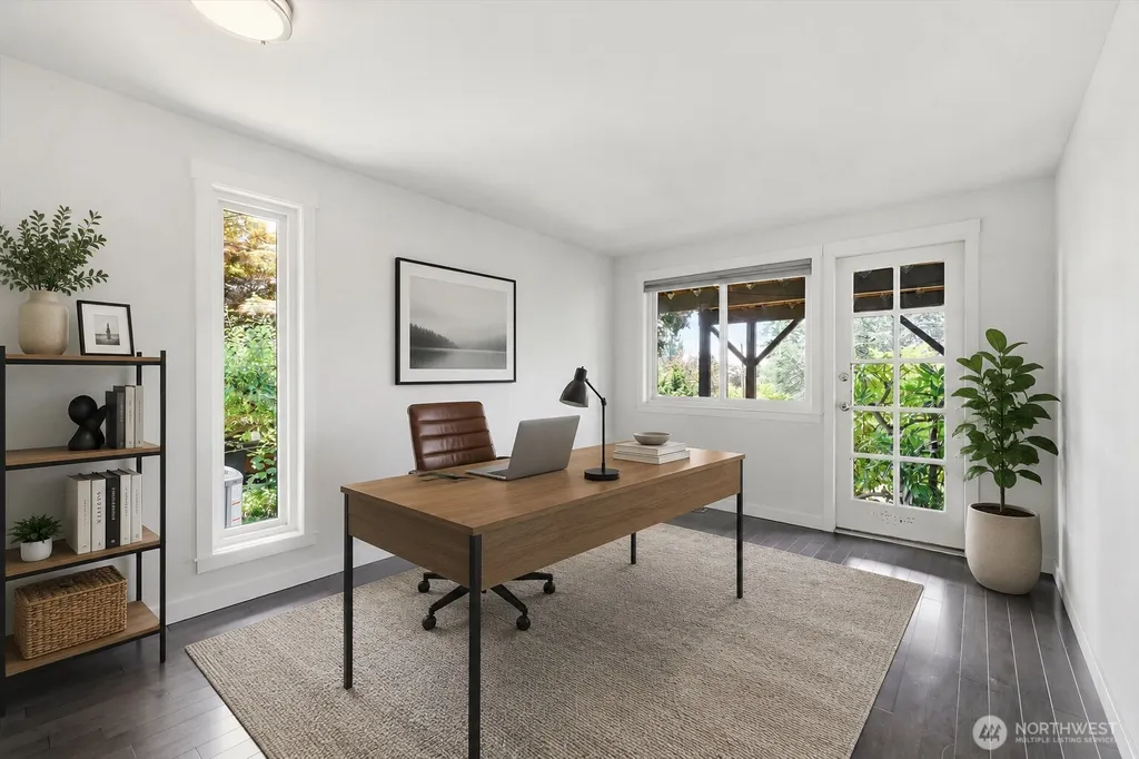 4802 111th Avenue NE Kirkland WA 98033