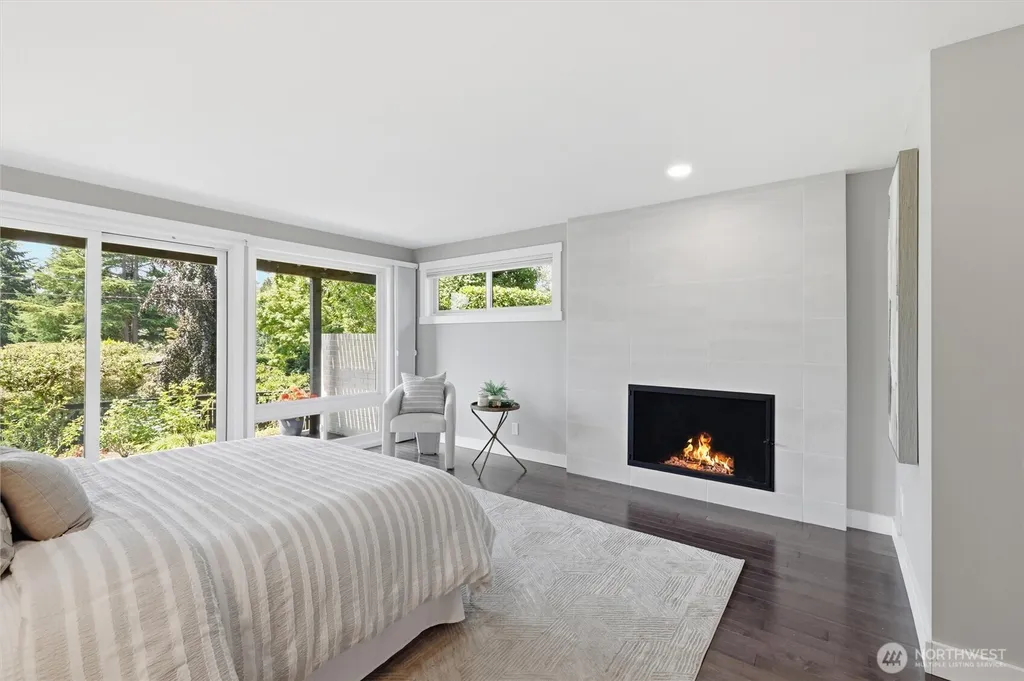 4802 111th Avenue NE Kirkland WA 98033