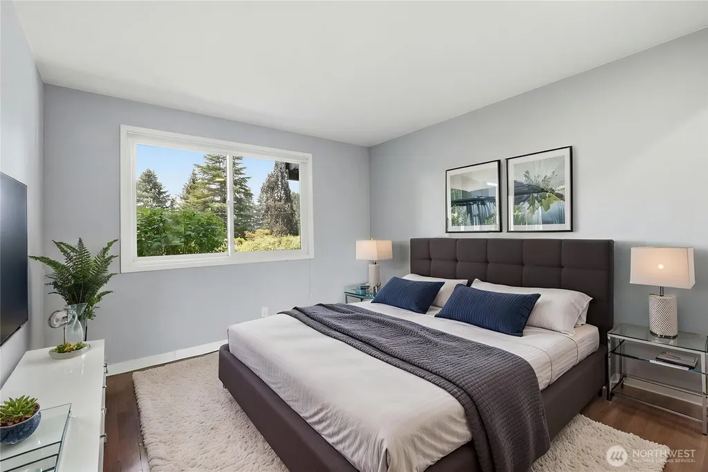 4802 111th Avenue NE Kirkland WA 98033