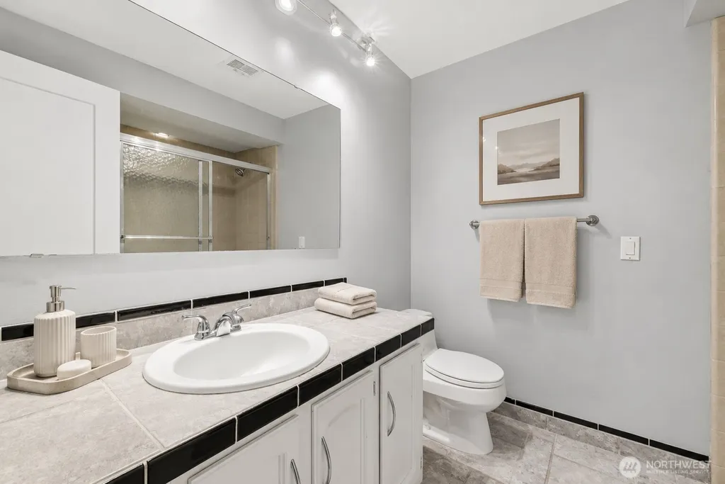 4802 111th Avenue NE Kirkland WA 98033