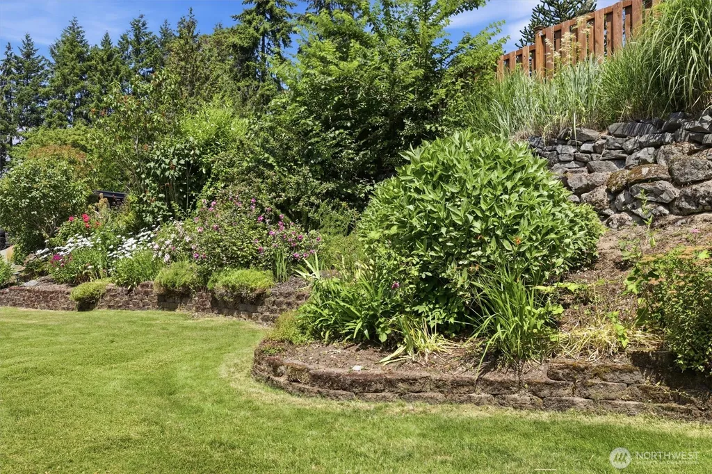 4802 111th Avenue NE Kirkland WA 98033