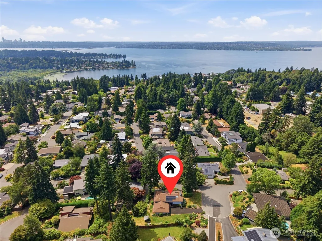 4802 111th Avenue NE Kirkland WA 98033