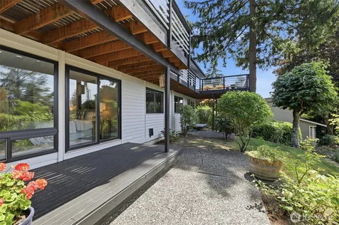 4802 111th Avenue NE Kirkland WA 98033