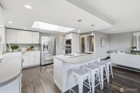 4802 111th Avenue NE Kirkland WA 98033