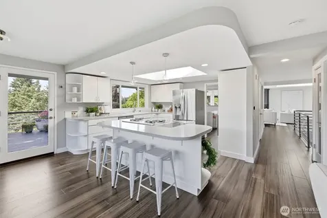 4802 111th Avenue NE Kirkland WA 98033