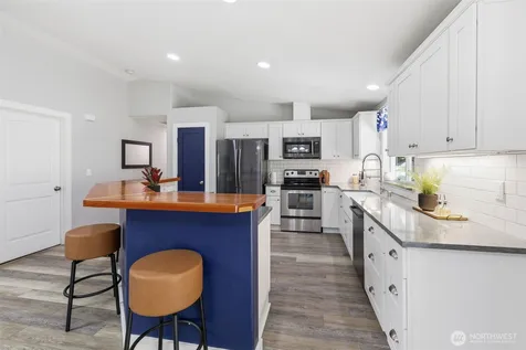 31112 NE 75th Place La Center WA 98629