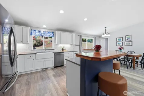 31112 NE 75th Place La Center WA 98629