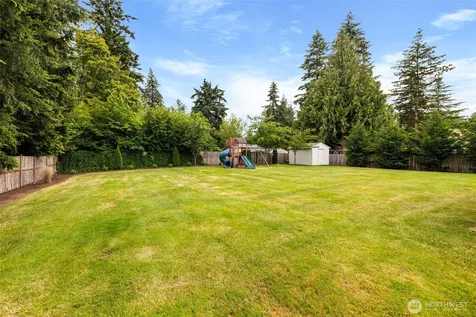 7018 100th Street E Puyallup WA 98373