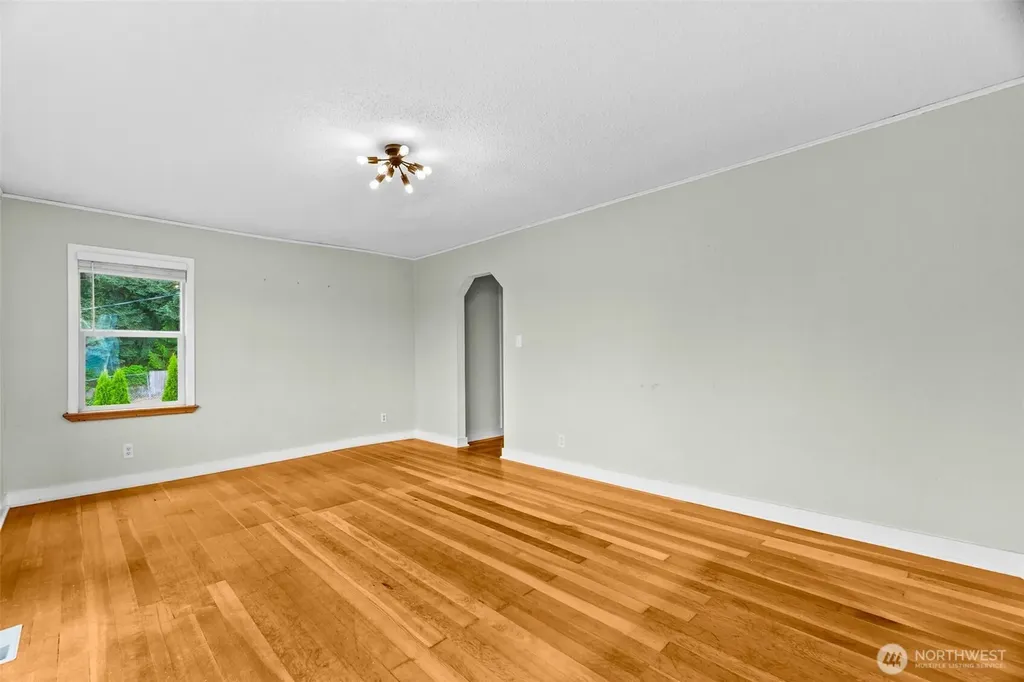 504 G Street SW Tumwater WA 98512