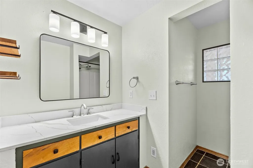 504 G Street SW Tumwater WA 98512