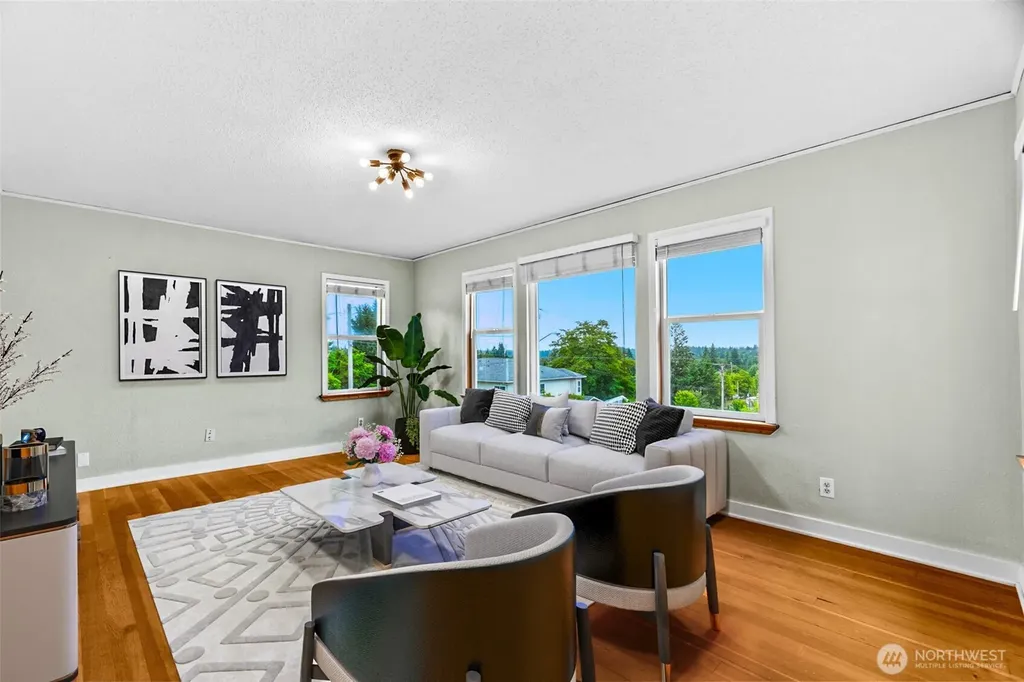 504 G Street SW Tumwater WA 98512