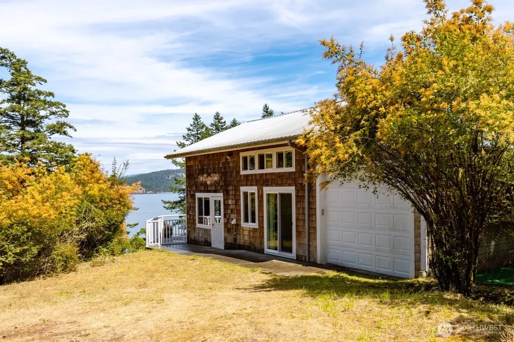 437 Sunrise Road Lopez Island WA 98261