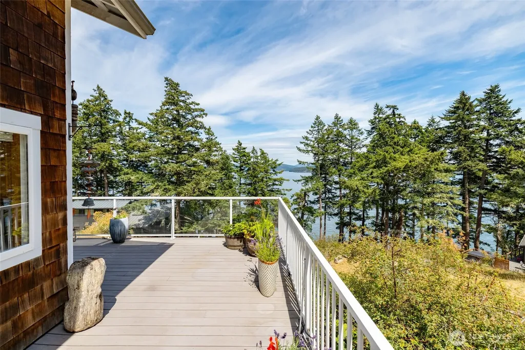 437 Sunrise Road Lopez Island WA 98261