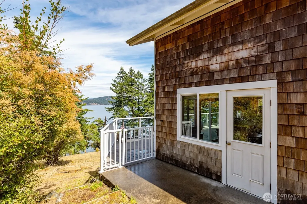 437 Sunrise Road Lopez Island WA 98261