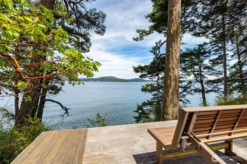 437 Sunrise Road Lopez Island WA 98261