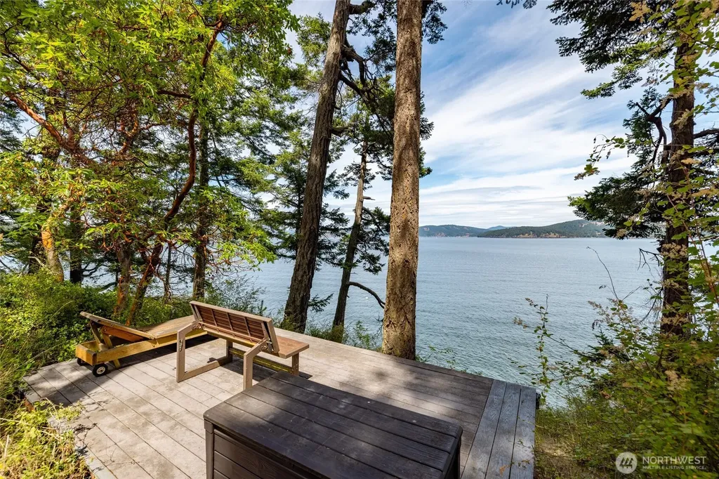 437 Sunrise Road Lopez Island WA 98261