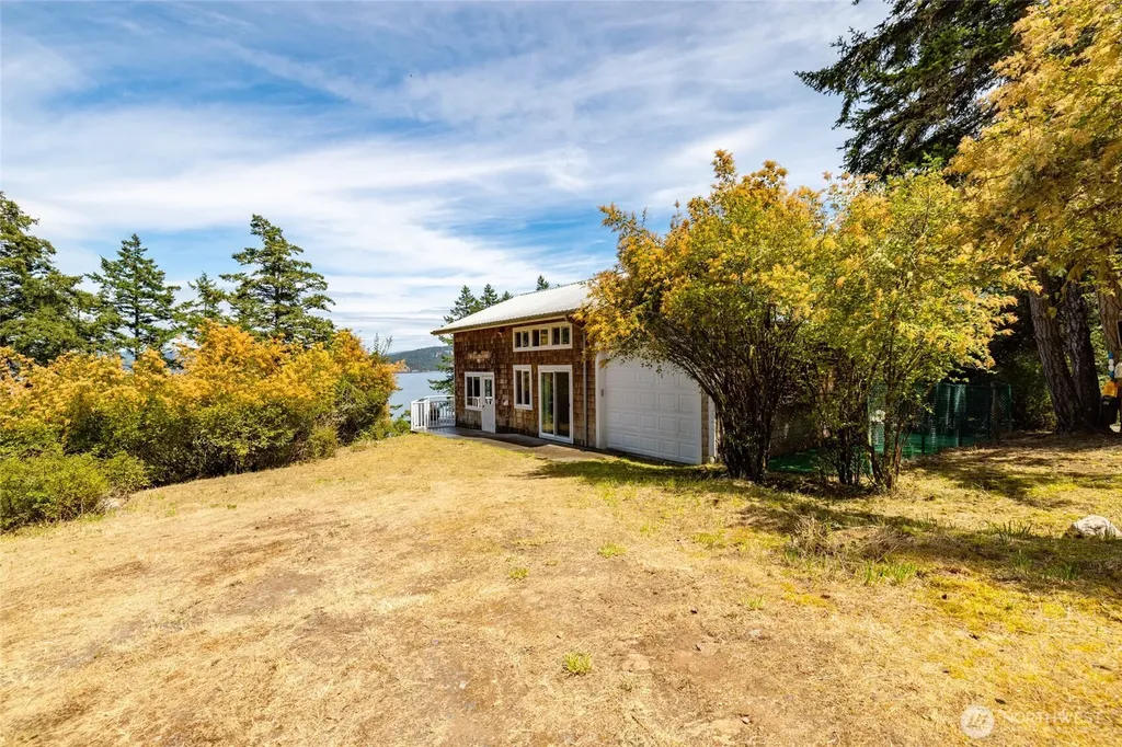 437 Sunrise Road Lopez Island WA 98261