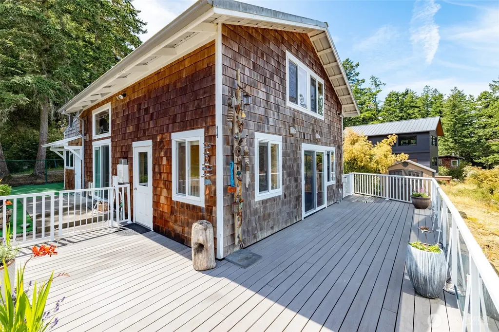 437 Sunrise Road Lopez Island WA 98261